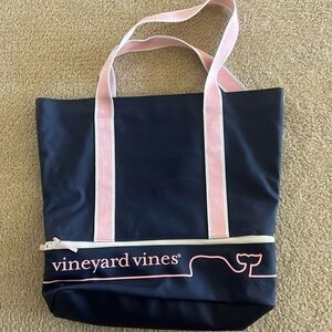 Vineyard Vines XL tote